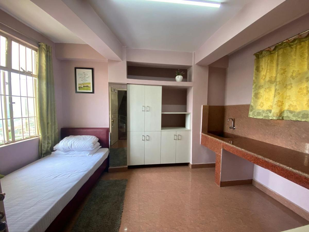 The Palm Guest House Kohima Εξωτερικό φωτογραφία